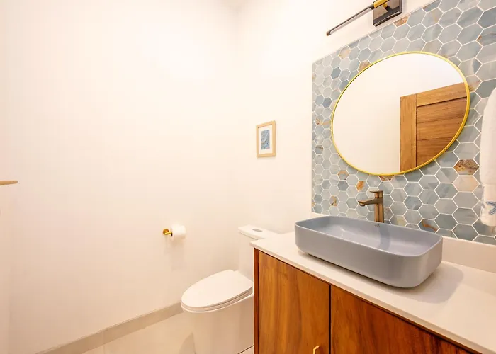 Villa Modern New In Playa Close To Potrero (Guanacaste)