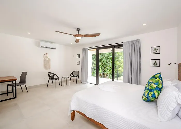 Villa Modern New In Playa Close To Potrero (Guanacaste)