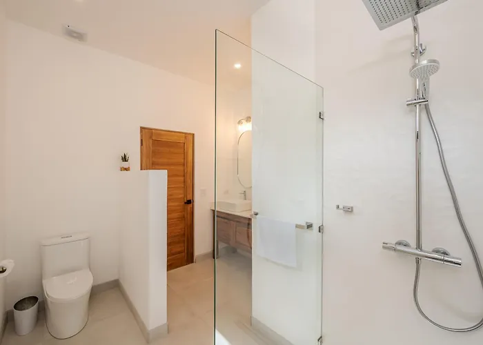 Modern New In Playa Close To Villa *
