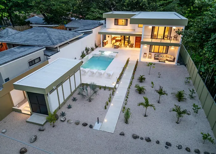 Modern New In Playa Close To Villa *