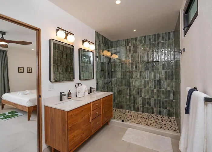 Modern New In Playa Close To *